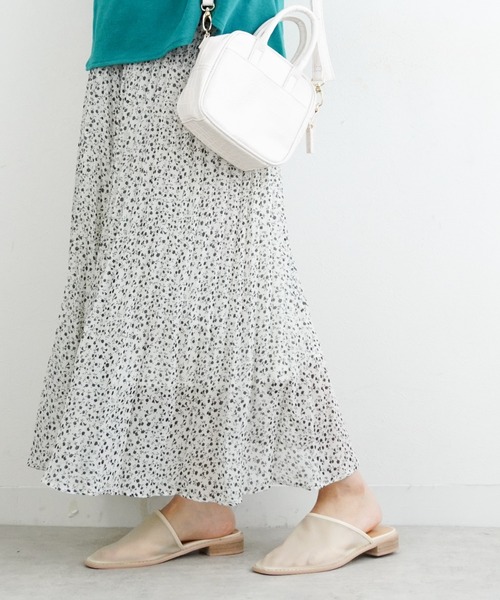 Fabby fabby（ファビィーファビィー）の「シースルーチュールフラットサンダル（サンダル・レディース・オフホワイト/ブラック/ベージュ/キャメル・LARGE/MEDIUM/SMALL）」の15枚目の写真