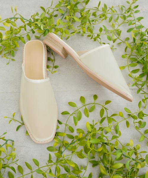 Fabby fabby（ファビィーファビィー）の「シースルーチュールフラットサンダル（サンダル・レディース・オフホワイト/ブラック/ベージュ/キャメル・LARGE/MEDIUM/SMALL）」の14枚目の写真