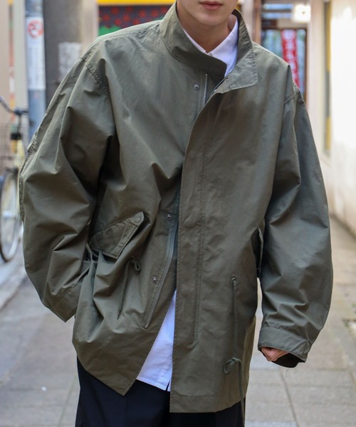 SPINNS(スピンズ)の「【ビックシルエット】ノーカラー ショートモッズ コート(モッズコート・メンズ・カーキ/ブラック・ONESIZE)」の5枚目の写真