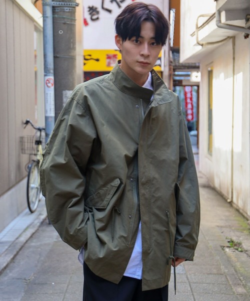 SPINNS(スピンズ)の「【ビックシルエット】ノーカラー ショートモッズ コート(モッズコート・メンズ・カーキ/ブラック・ONESIZE)」の16枚目の写真