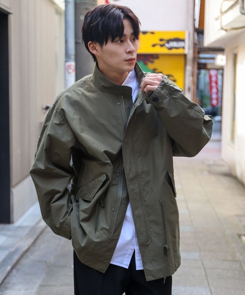 SPINNS(スピンズ)の「【ビックシルエット】ノーカラー ショートモッズ コート(モッズコート・メンズ・カーキ/ブラック・ONESIZE)」の17枚目の写真