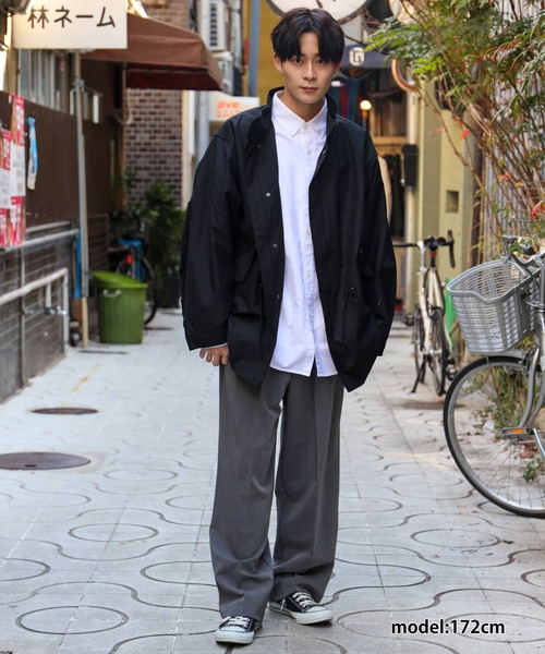 SPINNS(スピンズ)の「【ビックシルエット】ノーカラー ショートモッズ コート(モッズコート・メンズ・カーキ/ブラック・ONESIZE)」の10枚目の写真