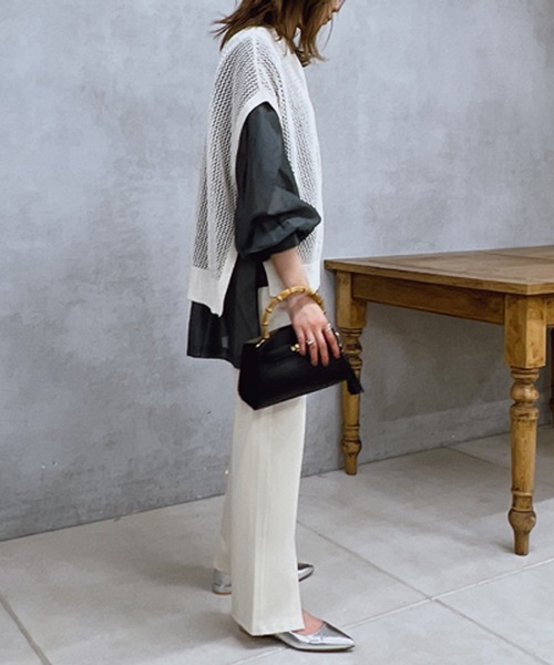 un dix cors(アンディコール)の「ギマ片畦ベスト(ベスト・レディース・モカ/アイボリー/ブラック・FREE)」の9枚目の写真