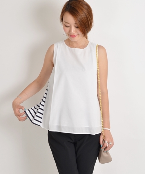 SHIPS for women（シップスフォーウィメン）の「★★サイドボーダーコンビノースリーブブラウス（シャツ/ブラウス・レディース・ライトホワイト/クリーム/ネイビー・36/38）」の2枚目の写真