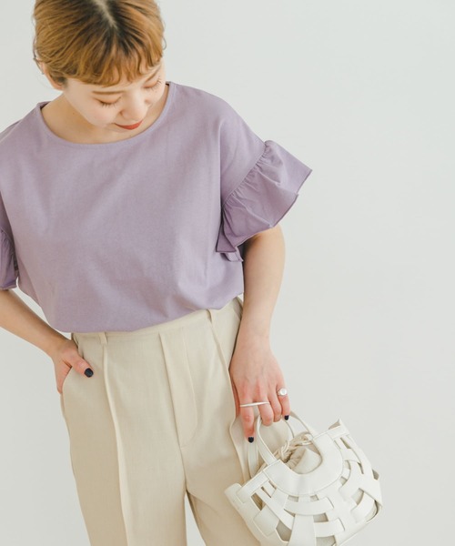 ITEMS URBANRESEARCH(アイテムズ アーバンリサーチ)の「『UR TECH』ソデフリルT-SHIRTS(Tシャツ/カットソー・レディース・ホワイト/モカ/ラベンダー/ブラック・FREE)」の10枚目の写真