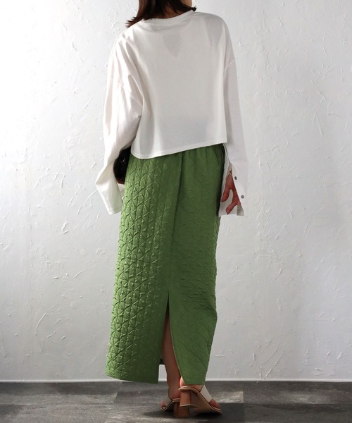 EASEBLUE(イーズブルー)の「ふくれジャガードナロースカート(スカート・レディース・グリーン/ベージュ/ブラック・FREE)」の9枚目の写真