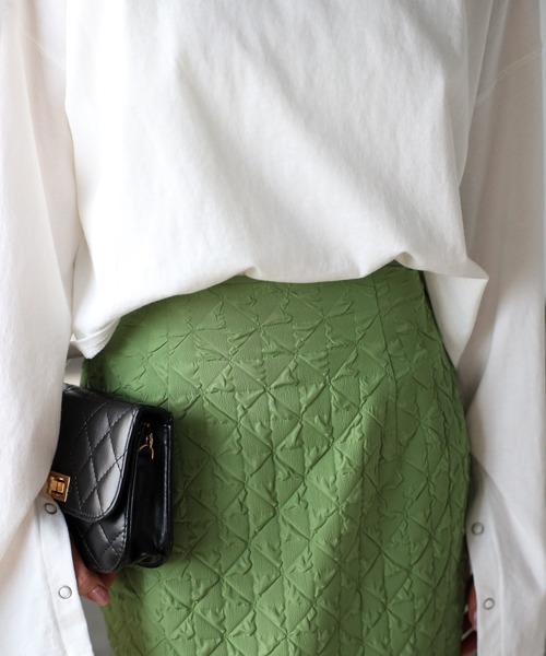 EASEBLUE(イーズブルー)の「ふくれジャガードナロースカート(スカート・レディース・グリーン/ベージュ/ブラック・FREE)」の19枚目の写真