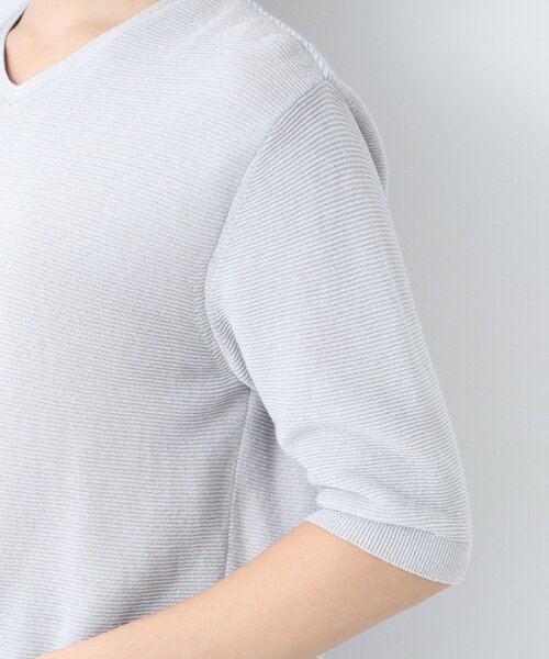 INDIVI（インディヴィ）の「◆【ニット人気2位！/ラメ/洗える】五分袖Vネックニット（ニット/セーター・レディース・ライトグレー/ブラック/ネイビー/オフホワイト/ブルー・34/15 /38/19/13/05）」の14枚目の写真