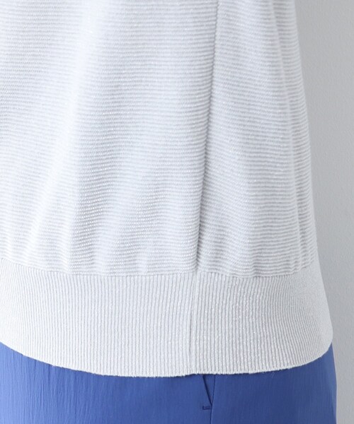 INDIVI（インディヴィ）の「◆【ニット人気2位！/ラメ/洗える】五分袖Vネックニット（ニット/セーター・レディース・ライトグレー/ブラック/ネイビー/オフホワイト/ブルー・34/15 /38/19/13/05）」の10枚目の写真