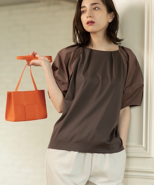 OPAQUE.CLIP(オペークドットクリップ)の「◆シルキースーピマ ランタンスリーブカットソー/ボリュームスリーブ【洗濯機洗い可】(Tシャツ/カットソー・レディース・ブラウン系その他/オフホワイト/ベージュ/ブラック・42/40/38/36/34)」の6枚目の写真