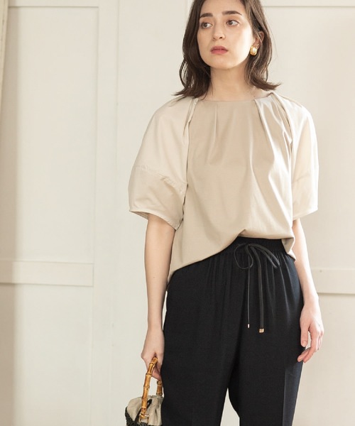 OPAQUE.CLIP(オペークドットクリップ)の「◆シルキースーピマ ランタンスリーブカットソー/ボリュームスリーブ【洗濯機洗い可】(Tシャツ/カットソー・レディース・ブラウン系その他/オフホワイト/ベージュ/ブラック・42/40/38/36/34)」の7枚目の写真