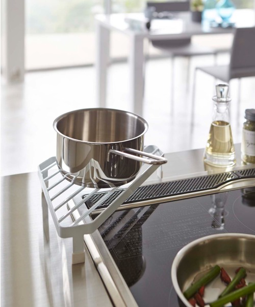 BIRTHDAY BAR（バースデイバー）の「tower コンロコーナーラック（キッチン収納・レディース・ホワイト/ブラック・フリー）」の12枚目の写真