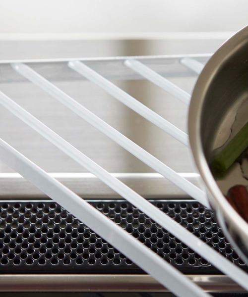 BIRTHDAY BAR（バースデイバー）の「tower コンロコーナーラック（キッチン収納・レディース・ホワイト/ブラック・フリー）」の3枚目の写真