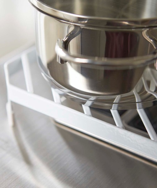 BIRTHDAY BAR（バースデイバー）の「tower コンロコーナーラック（キッチン収納・レディース・ホワイト/ブラック・フリー）」の8枚目の写真