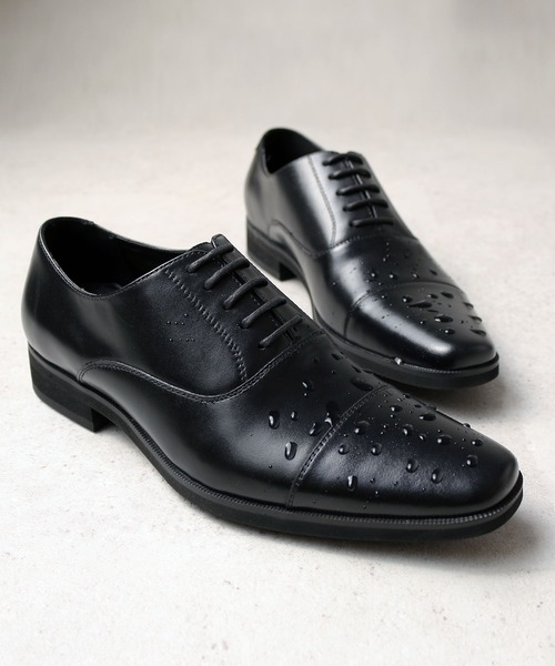 Midland FootWears（ミッドランド フットウエアーズ）の「WEB限定 レザー 内羽根 スクエアトゥ ストレートチップ ドレスシューズ / Midland Footwears 000007（ドレスシューズ・メンズ・ブラック・25.0cm/25.5cm/26.0cm/26.5cm/27.0cm/27.5cm/28.0cm）」の6枚目の写真