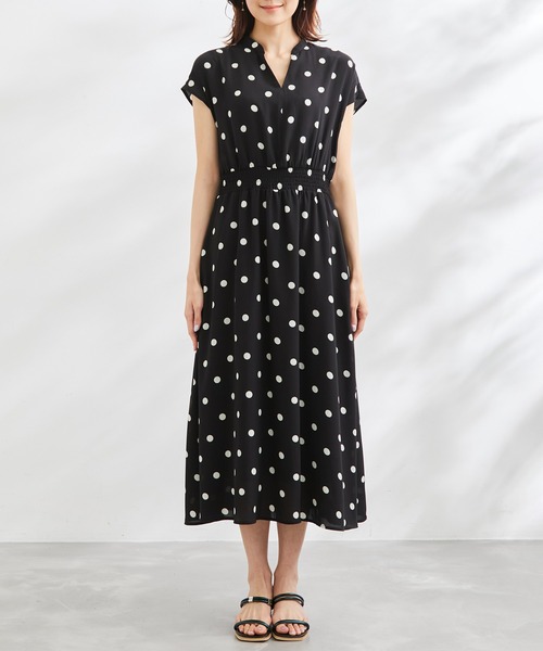 ROPE' PICNIC(ロペピクニック)の「キーネックドット柄ワンピース(ワンピース・レディース・キナリ/ブラック/ベージュ・38)」の17枚目の写真