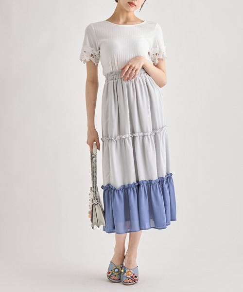 tocco closet(トッコ クローゼット)の「バイカラープチフリルティアードフレアスカート(スカート・レディース・グレイッシュブルー/ピンク系その他・M)」の9枚目の写真