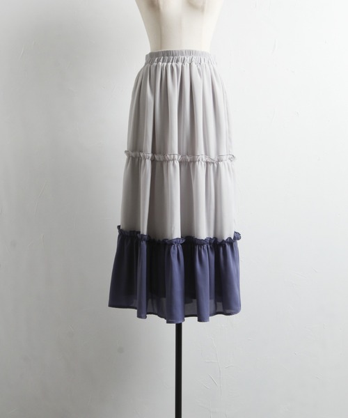 tocco closet(トッコ クローゼット)の「バイカラープチフリルティアードフレアスカート(スカート・レディース・グレイッシュブルー/ピンク系その他・M)」の14枚目の写真