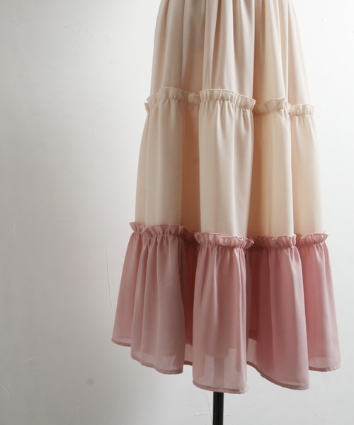 tocco closet(トッコ クローゼット)の「バイカラープチフリルティアードフレアスカート(スカート・レディース・グレイッシュブルー/ピンク系その他・M)」の21枚目の写真