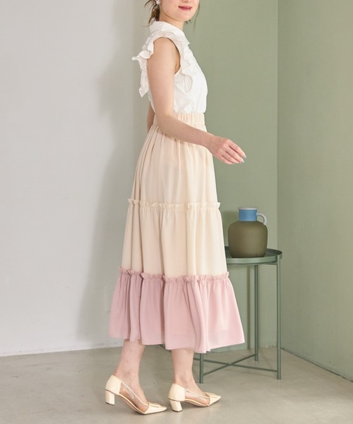 tocco closet(トッコ クローゼット)の「バイカラープチフリルティアードフレアスカート(スカート・レディース・グレイッシュブルー/ピンク系その他・M)」の6枚目の写真