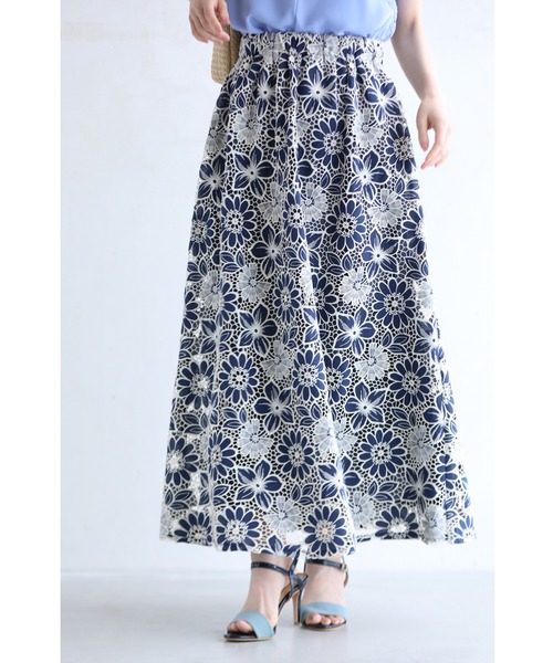 cawaii(カワイイ)の「(紺)切り絵花レース浮かぶロングスカート(スカート・レディース・ネイビー・FREE)」の18枚目の写真