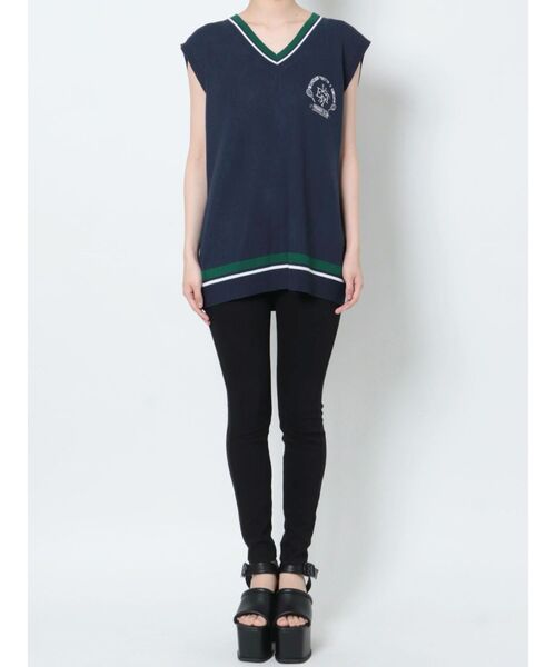 WONDER VISITOR(ワンダービジター)の「【WONDER VISITOR×EMODA】エンブレムロゴニットベスト(ベスト・レディース・ホワイト/ネイビー・FREE)」の8枚目の写真