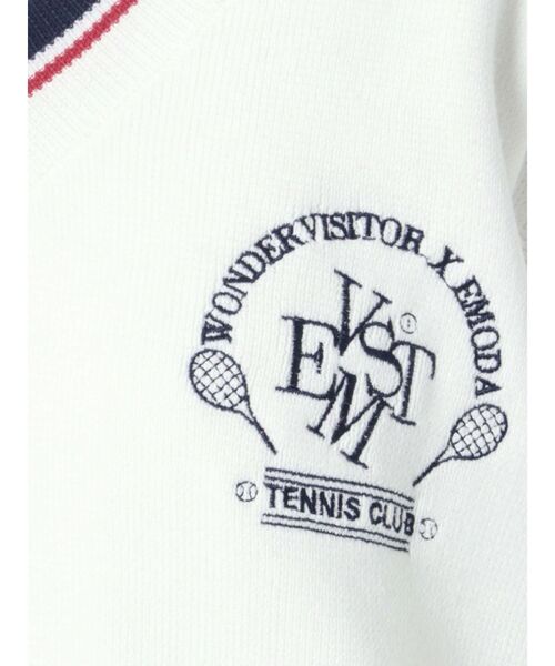 WONDER VISITOR(ワンダービジター)の「【WONDER VISITOR×EMODA】エンブレムロゴニットベスト(ベスト・レディース・ホワイト/ネイビー・FREE)」の5枚目の写真