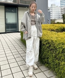 新品⭐︎タグつき emmi ナイロンフレアパンツ PINK 0 新品⭐︎タグつき emmi ナイロンフレアパンツ PINK 0 新品