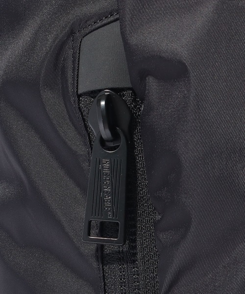INDISPENSABLE （インディスペンサブル）の「INDISPENSABLE　BACKPACK SLAPS ECONYL（バックパック/リュック・メンズ・ブラック・FREE）」の12枚目の写真
