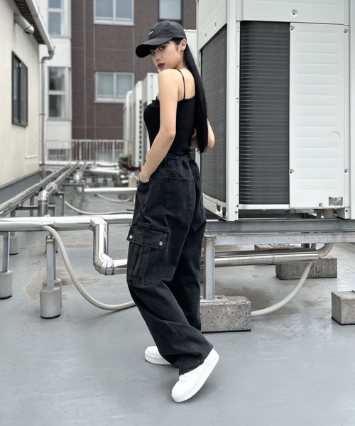 LVEU.(ラブユ.)の「【LVEU.】アシンメトリーリブタンクトップ / トップス リブ ノースリーブ キャミ タンクトップ アシンメトリー アシメ ホワイト ブラック ブルー(タンクトップ・レディース・ブルー/ブラック/ホワイト・FREE)」の16枚目の写真