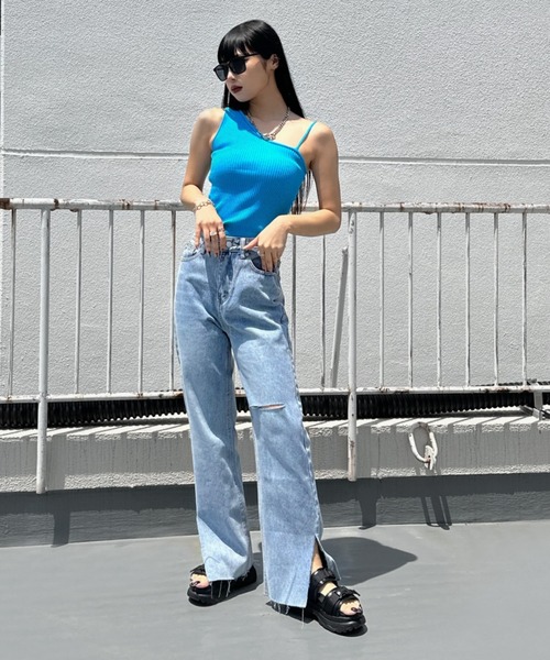 LVEU.(ラブユ.)の「【LVEU.】アシンメトリーリブタンクトップ / トップス リブ ノースリーブ キャミ タンクトップ アシンメトリー アシメ ホワイト ブラック ブルー(タンクトップ・レディース・ブルー/ブラック/ホワイト・FREE)」の21枚目の写真