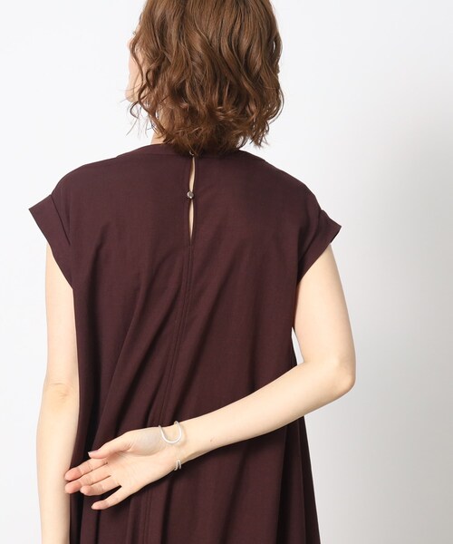 grove(グローブ)の「◆【さらっと1枚で着映え】フレンチスリーブワンピース(ワンピース・レディース・ブラック/ピンク系その他/ブラウン系/ブルー・02/03/04/01/05)」の16枚目の写真
