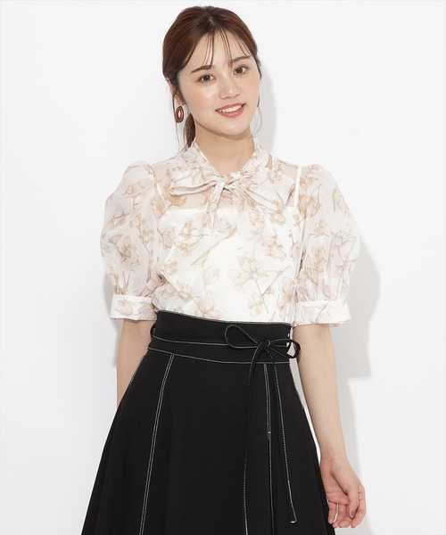 【新品】刺繍付きウエストリボンブラウス⭐︎ウィルセレクション WILLSELECTION - 【新品】刺繍付きウエストリボンブラウス⭐︎ウィル