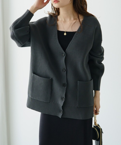 PUAL CE CIN（ピュアルセシン）の「【Du noir】スポンディッシュBIGカーディガン（カーディガン/ボレロ・レディース・グレイッシュベージュ/グレー・FREE）」の2枚目の写真