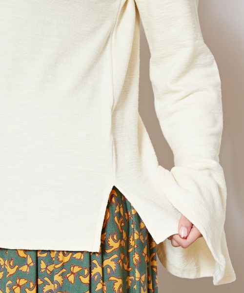 チャイハネ（チャイハネ）の「【チャイハネ】ロロムフレアスリーブトップス（Tシャツ/カットソー・レディース・ブラウン/オフホワイト/ブラック/レッド/ダークグリーン・FREE）」の14枚目の写真