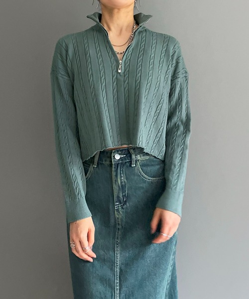 Jewelobe(ジュエローブ)の「ナローケーブルハーフジップニットトップス(ニット/セーター・レディース・グリーン/ホワイト/ブラック・FREE)」の1枚目の写真