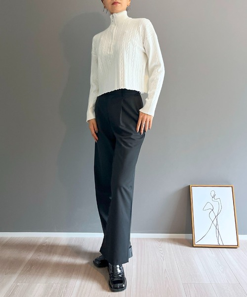 Jewelobe(ジュエローブ)の「ナローケーブルハーフジップニットトップス(ニット/セーター・レディース・グリーン/ホワイト/ブラック・FREE)」の6枚目の写真