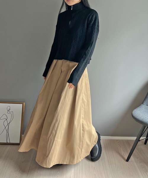Jewelobe(ジュエローブ)の「ナローケーブルハーフジップニットトップス(ニット/セーター・レディース・グリーン/ホワイト/ブラック・FREE)」の19枚目の写真