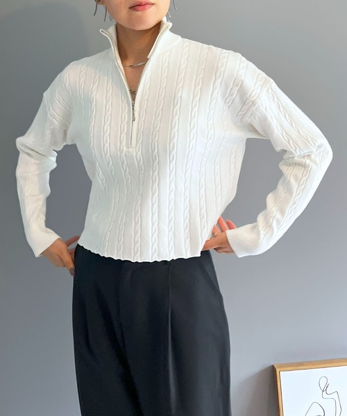 Jewelobe(ジュエローブ)の「ナローケーブルハーフジップニットトップス(ニット/セーター・レディース・グリーン/ホワイト/ブラック・FREE)」の20枚目の写真