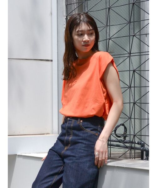 Ungrid（アングリッド）の「ショルダータックカラータンクトップ（Tシャツ/カットソー・レディース・ブラウン/オフホワイト/オレンジ/チャコールグレー/パープル・FREE）」の20枚目の写真