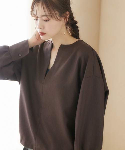 miclat（ミクラ）の「大きいサイズ　キーネックプルオーバー　miclat（Tシャツ/カットソー・レディース・ブラック/ブラウン・3L～4L/L～LL）」の11枚目の写真