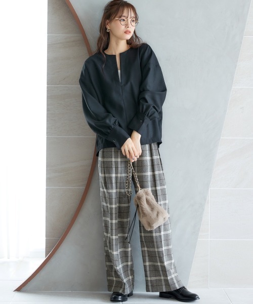 miclat（ミクラ）の「大きいサイズ　キーネックプルオーバー　miclat（Tシャツ/カットソー・レディース・ブラック/ブラウン・3L～4L/L～LL）」の16枚目の写真