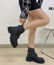 NinaetLina（ニナエリナ）の「厚底ベルトショートブーツ（ブーツ）」