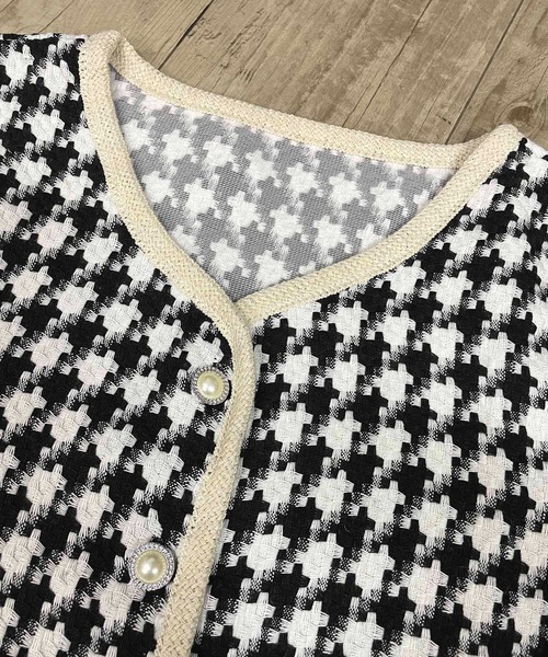 NANEA(ナネア)の「ノーカラーツイードジャケット(ノーカラージャケット・レディース・ホワイト/ブラック・SMALL/LARGE/MEDIUM)」の21枚目の写真
