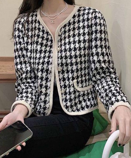 NANEA(ナネア)の「ノーカラーツイードジャケット(ノーカラージャケット・レディース・ホワイト/ブラック・SMALL/LARGE/MEDIUM)」の11枚目の写真