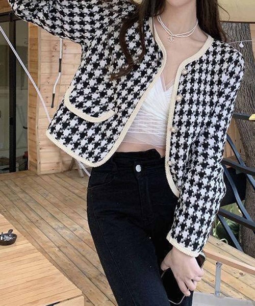 NANEA(ナネア)の「ノーカラーツイードジャケット(ノーカラージャケット・レディース・ホワイト/ブラック・SMALL/LARGE/MEDIUM)」の13枚目の写真