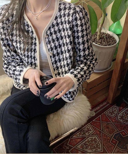 NANEA(ナネア)の「ノーカラーツイードジャケット(ノーカラージャケット・レディース・ホワイト/ブラック・SMALL/LARGE/MEDIUM)」の9枚目の写真
