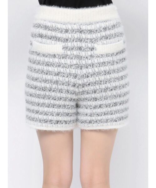 RESEXXY(リゼクシー)の「ツイードニットショートパンツ【セットアップ着用可能】(その他パンツ・レディース・ブラック/ブルー/ホワイト・FREE)」の17枚目の写真