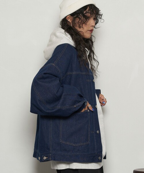 PUBLUX（パブリュクス）の「ワイドビッグデニムジャケット/デニムブルゾン(限定展開)（デニムジャケット・メンズ・ブラック/ブルー・LARGE/MEDIUM/SMALL）」の21枚目の写真