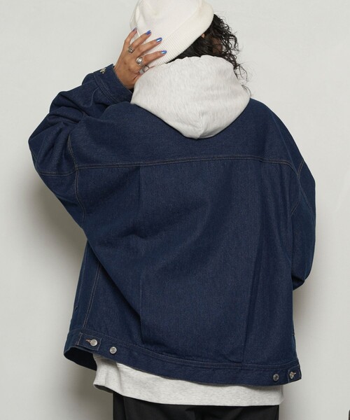 PUBLUX（パブリュクス）の「ワイドビッグデニムジャケット/デニムブルゾン(限定展開)（デニムジャケット・メンズ・ブラック/ブルー・LARGE/MEDIUM/SMALL）」の22枚目の写真